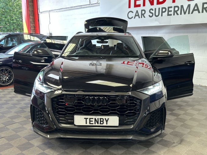 2025 Audi Rsq8