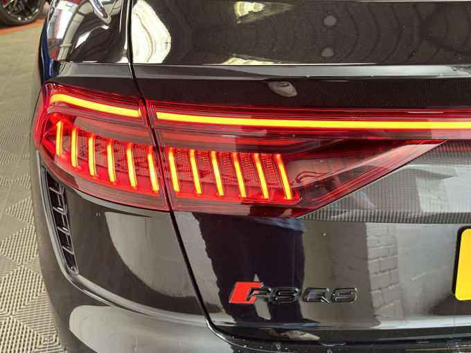 2025 Audi Rsq8