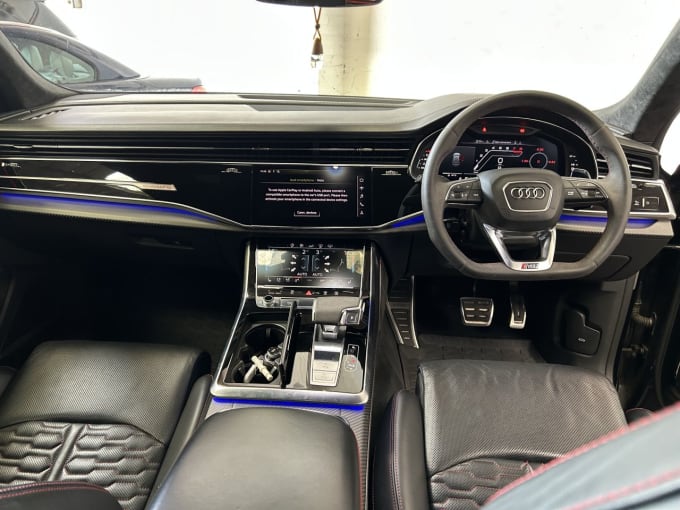 2025 Audi Rsq8