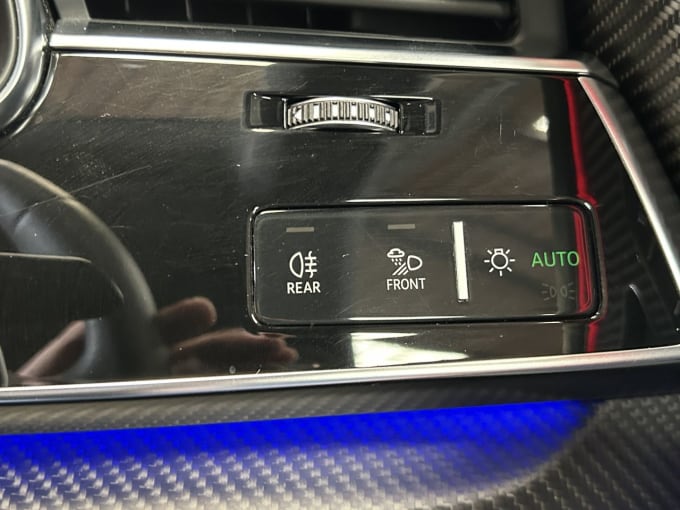2025 Audi Rsq8