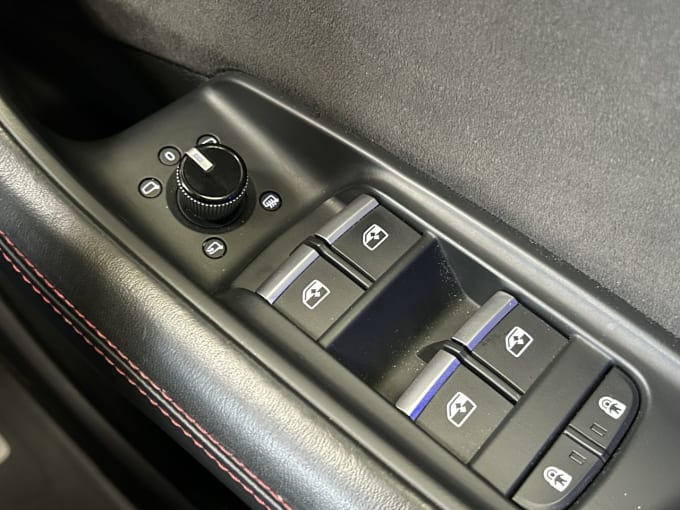 2025 Audi Rsq8