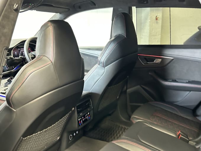 2025 Audi Rsq8