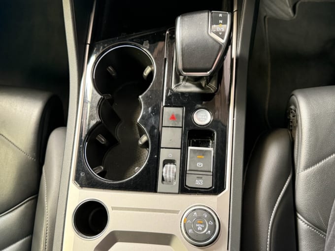 2025 Volkswagen Touareg