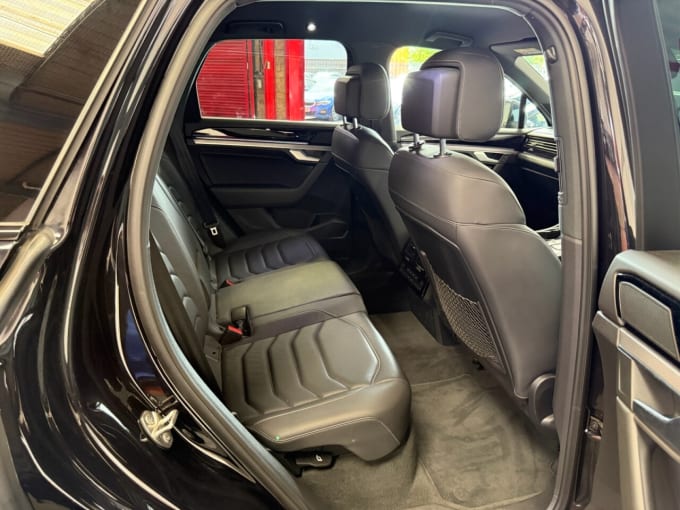 2025 Volkswagen Touareg