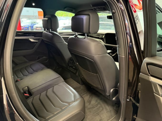 2025 Volkswagen Touareg