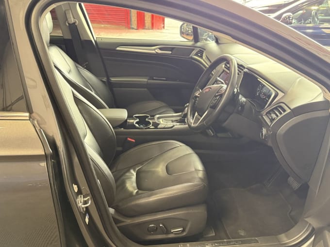 2016 Ford Mondeo
