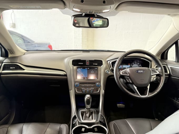 2016 Ford Mondeo
