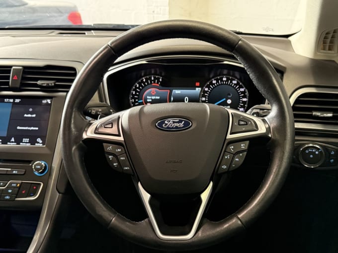 2016 Ford Mondeo