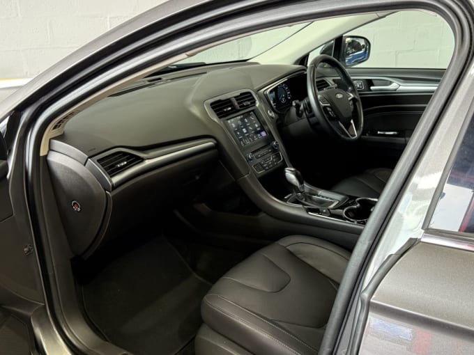 2016 Ford Mondeo