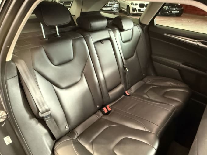 2016 Ford Mondeo