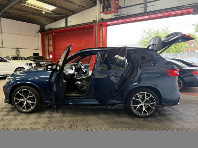2025 BMW X5