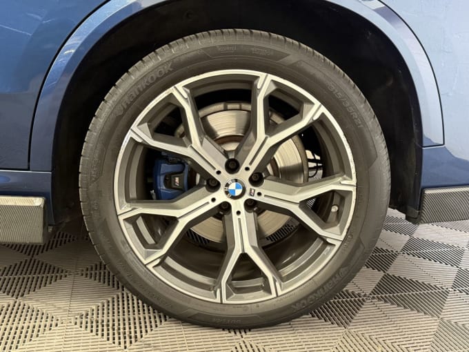 2025 BMW X5