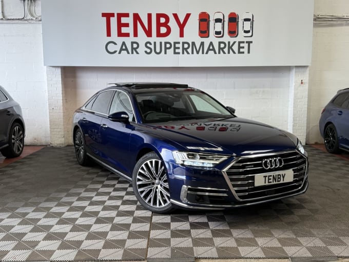 2025 Audi A8