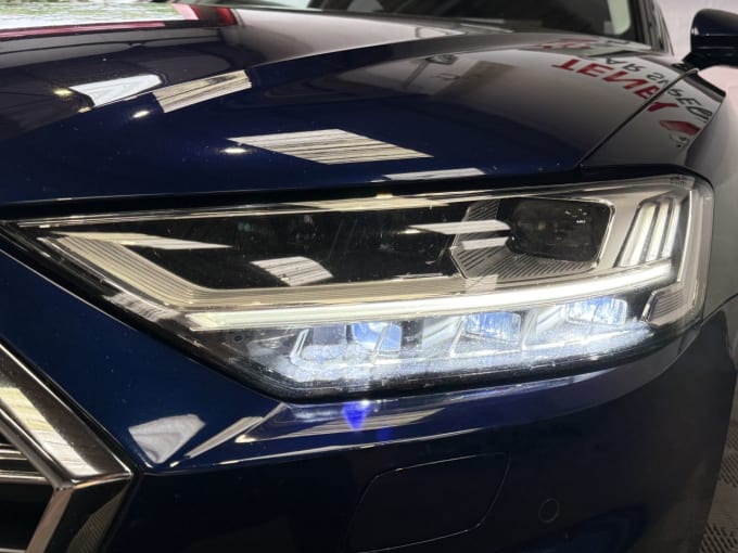 2025 Audi A8