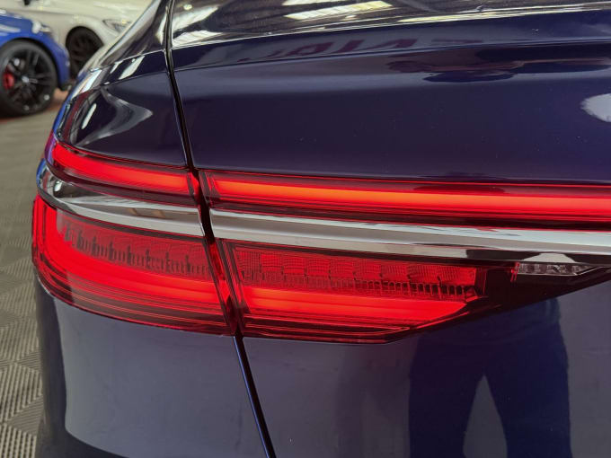 2025 Audi A8