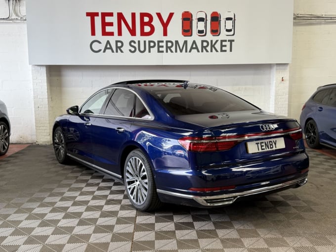 2025 Audi A8