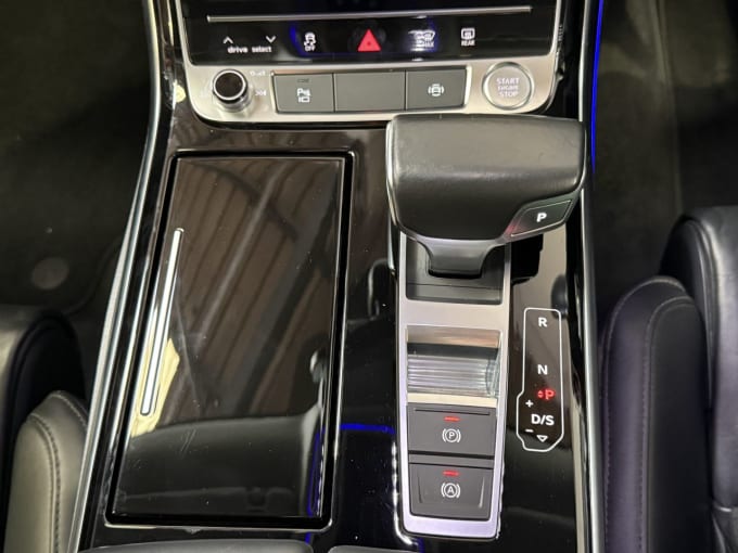 2025 Audi A8