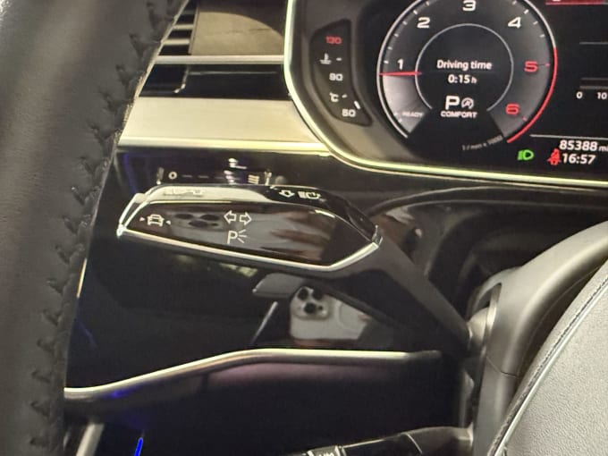 2025 Audi A8