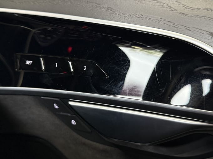2025 Audi A8