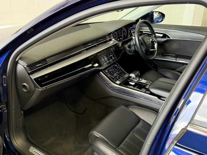 2025 Audi A8