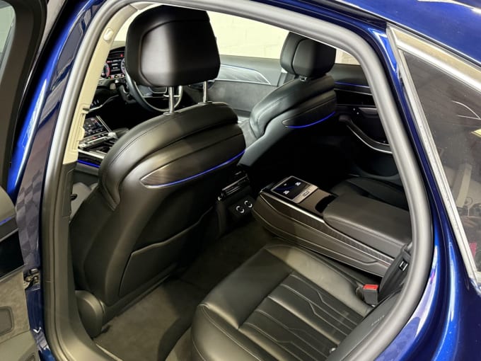 2025 Audi A8