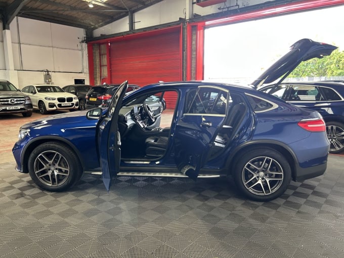2025 Mercedes-benz Glc