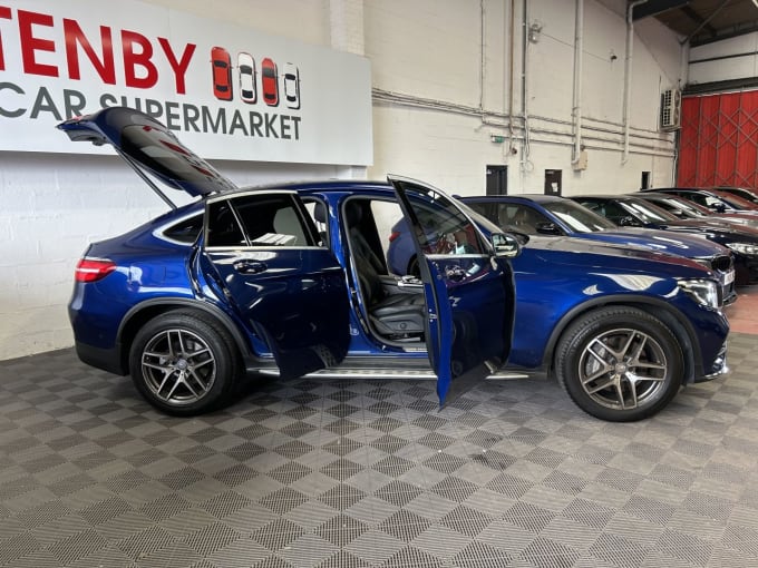 2025 Mercedes-benz Glc