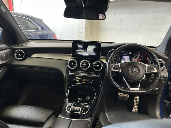 2025 Mercedes-benz Glc