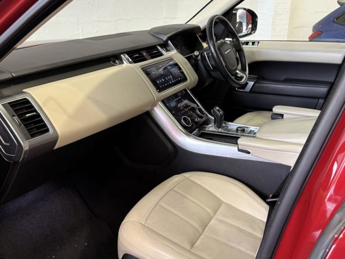 2025 Land Rover Range Rover Sport