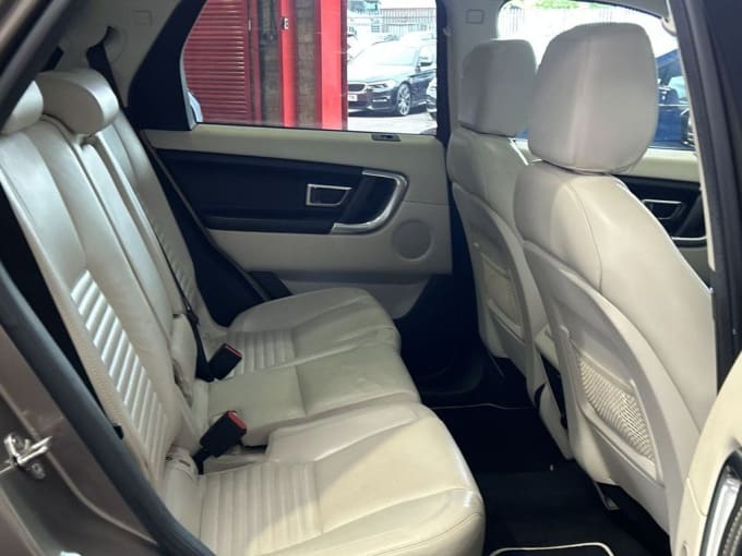 2025 Land Rover Discovery Sport