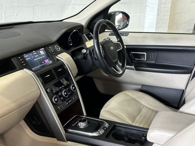 2025 Land Rover Discovery Sport
