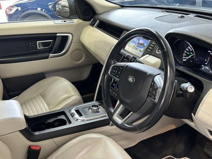 2025 Land Rover Discovery Sport