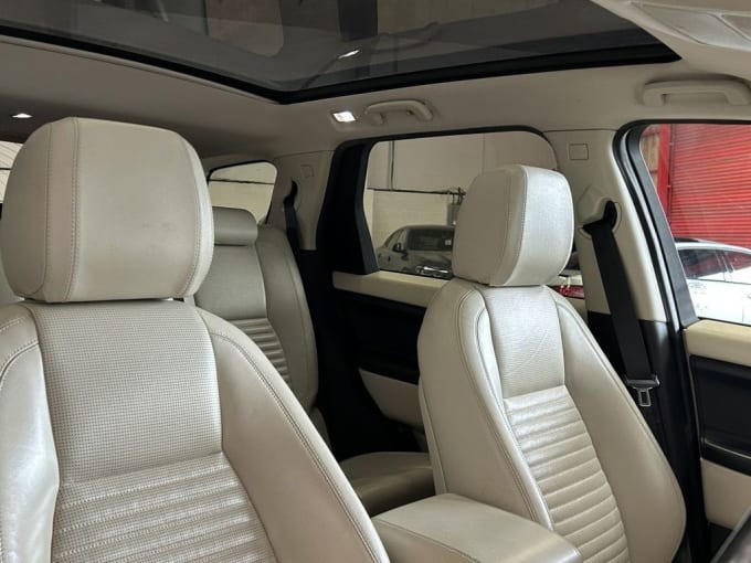 2025 Land Rover Discovery Sport
