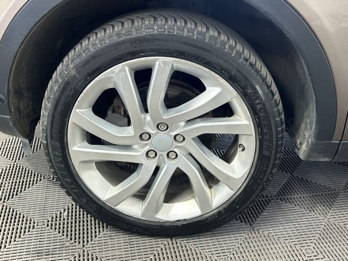 2025 Land Rover Discovery Sport