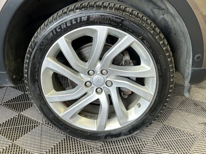 2025 Land Rover Discovery Sport