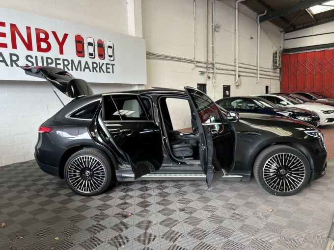2025 Mercedes-benz Eqc