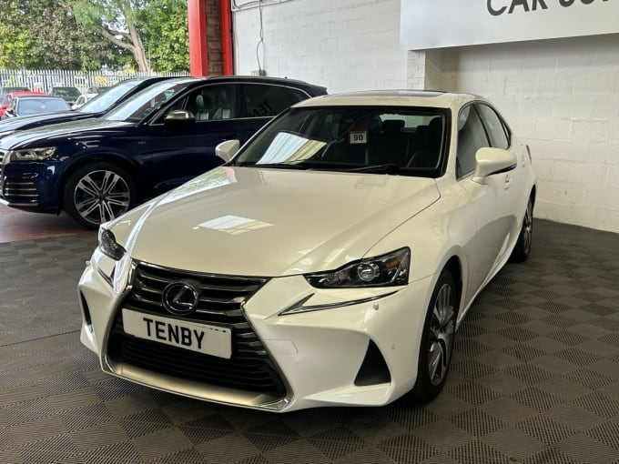2025 Lexus Is