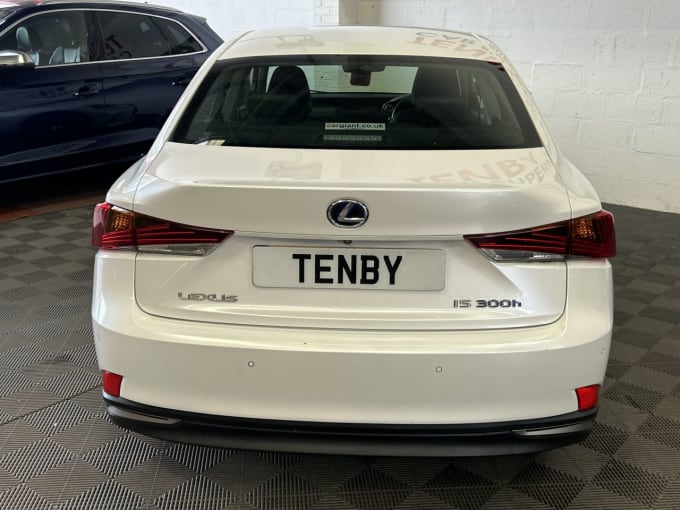 2025 Lexus Is