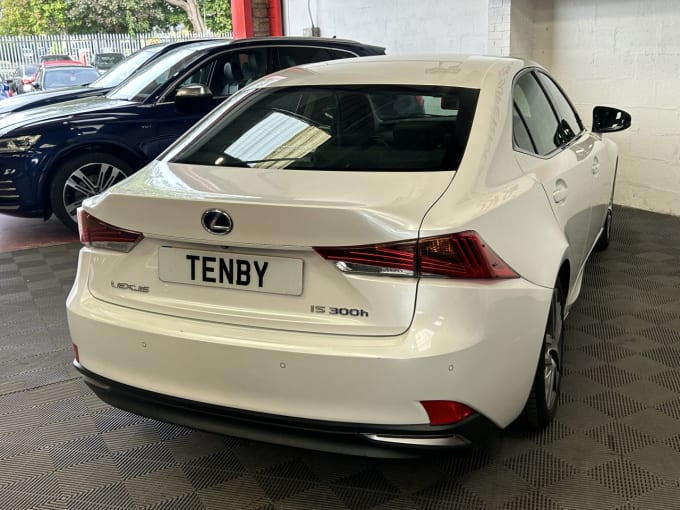 2025 Lexus Is