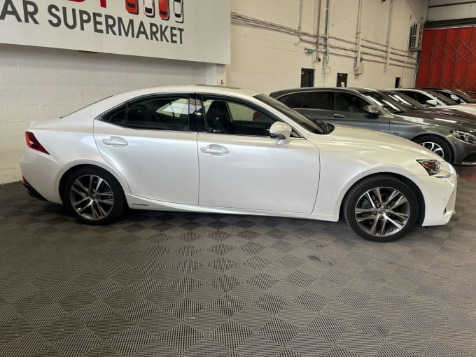 2025 Lexus Is
