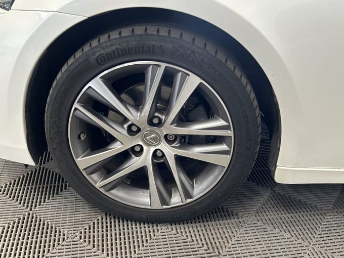 2025 Lexus Is
