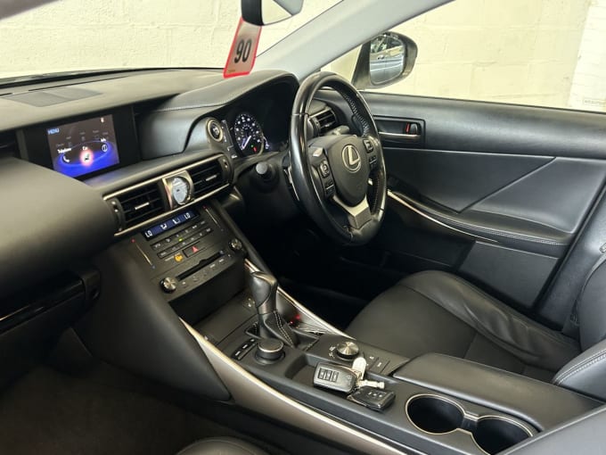 2025 Lexus Is
