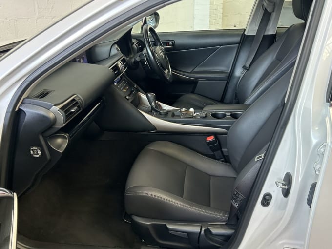 2025 Lexus Is