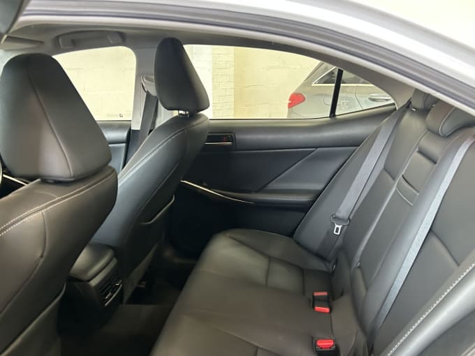 2025 Lexus Is