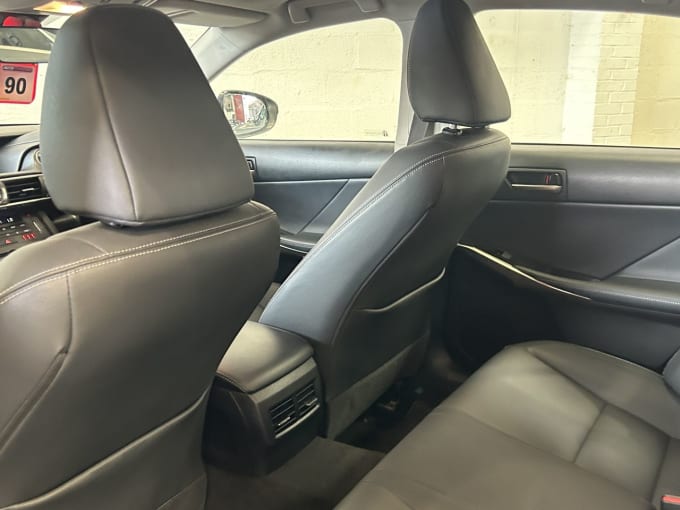2025 Lexus Is