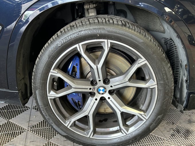 2025 BMW X5