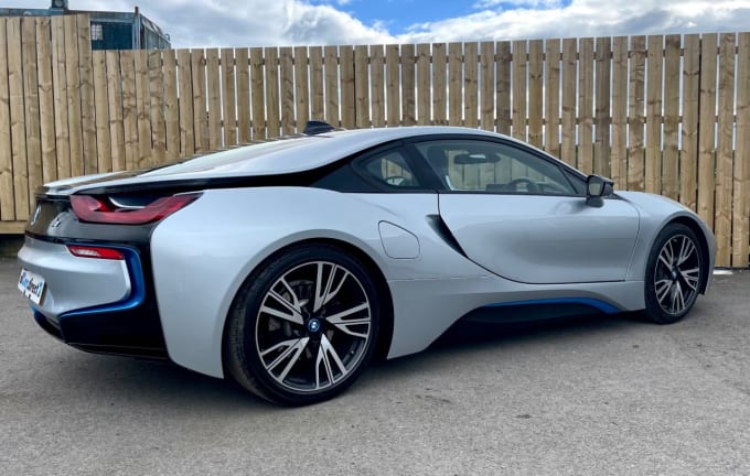 2016 BMW I8