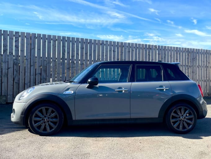 2024 Mini Hatch