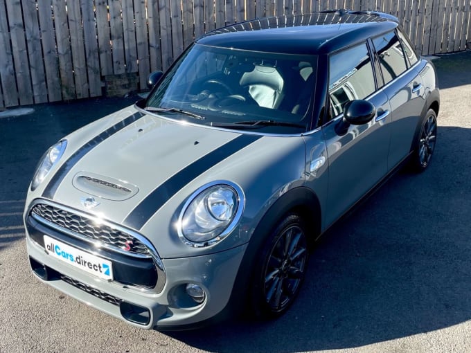 2024 Mini Hatch