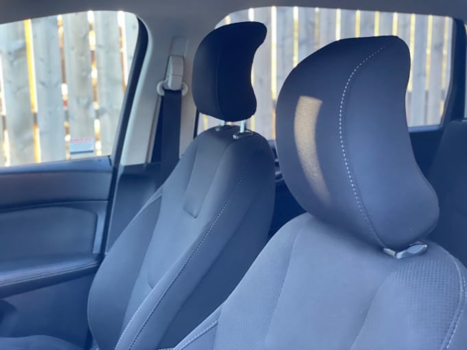 2025 Ford S-max